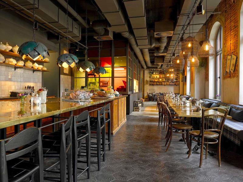 25Hours Hotel Altes Hafenamt - Restoran