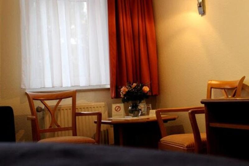 Hotel Diamant - Oda