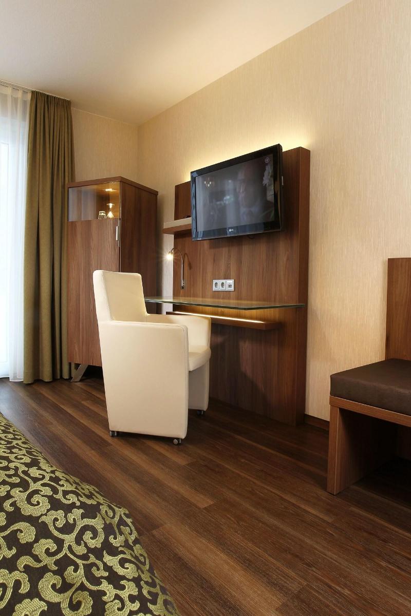 Hotel Simonshof Wolfsburg - Oda