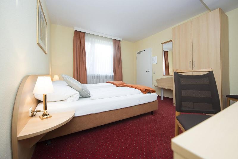 Comfort Garni Hotel - Oda