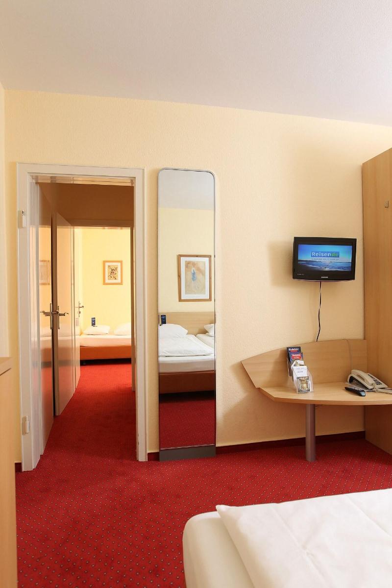 Comfort Garni Hotel - Oda