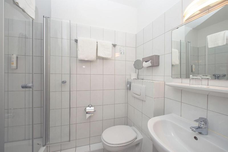 Comfort Garni Hotel - Oda