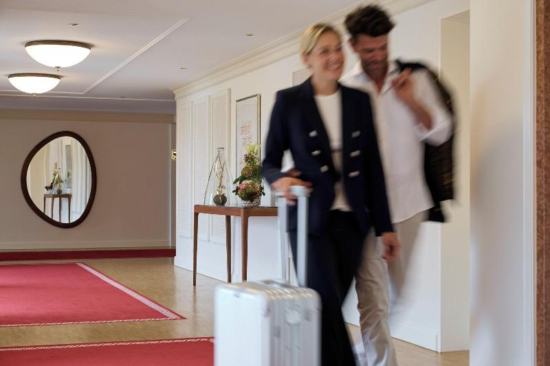 Parkhotel Gütersloh - Lobi
