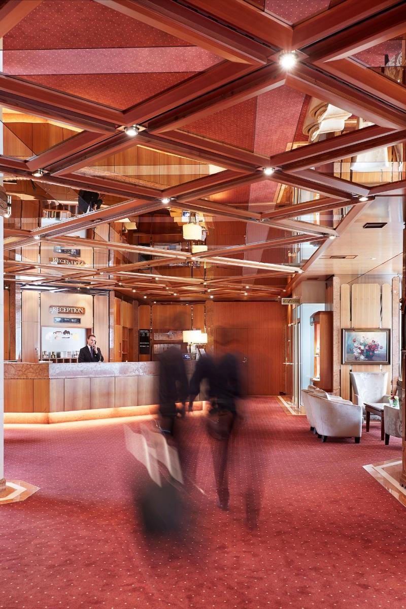 Parkhotel Gütersloh - Lobi
