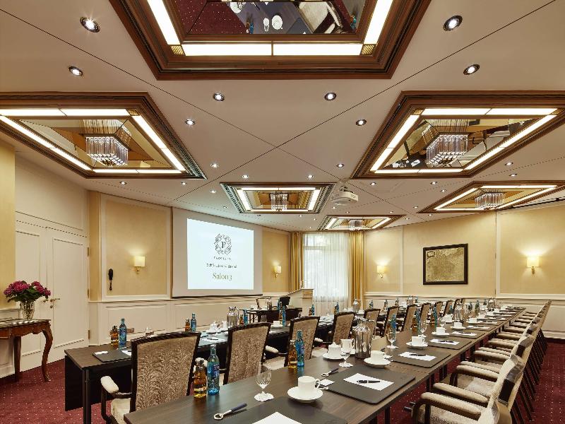 Parkhotel Gütersloh - Toplantı