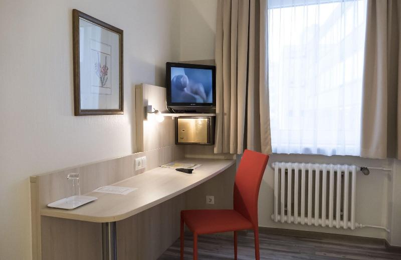 Hotel Excelsior - Oda