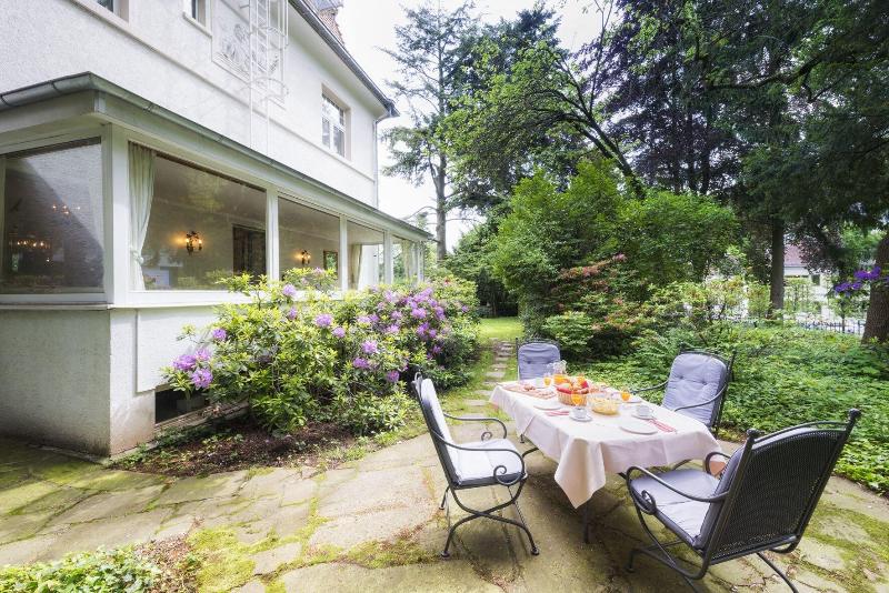 Parkhotel Atlantic Heidelberg - Genel