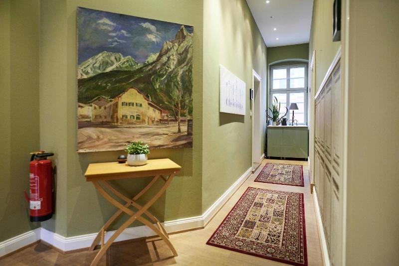 Hotel Zur Alten Bra Cke - Lobi