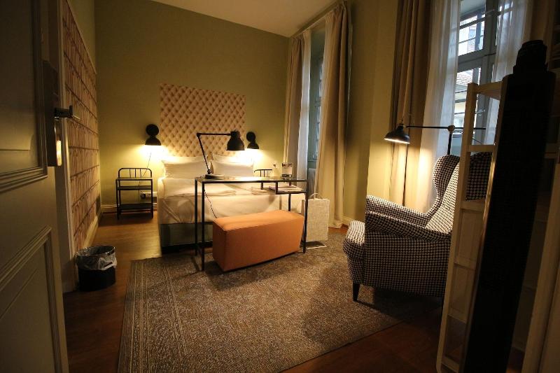 Hotel Zur Alten Bra Cke - Oda