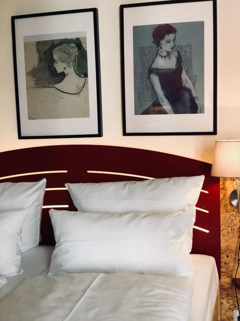 Hotel Zur Alten Bra Cke - Oda