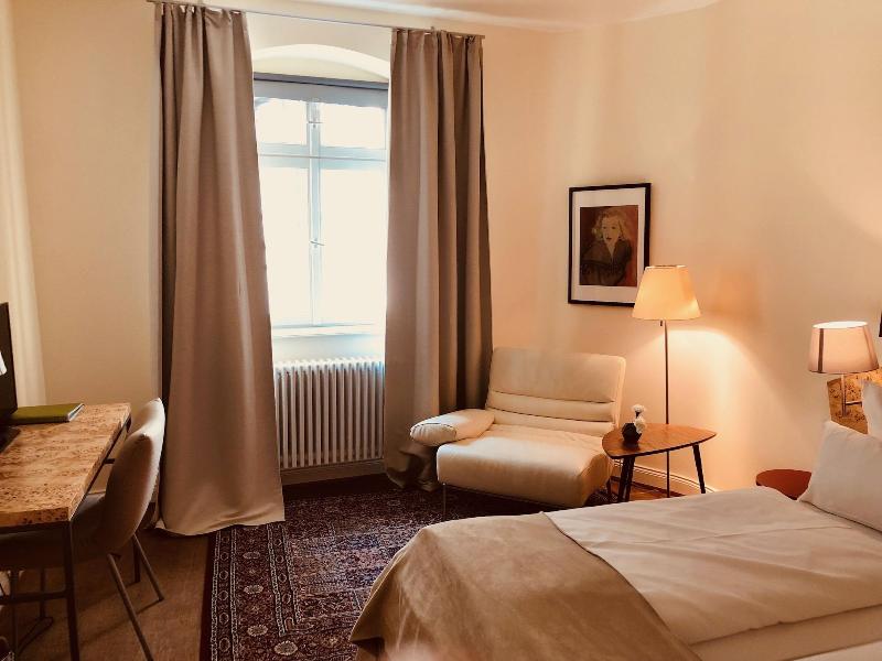 Hotel Zur Alten Bra Cke - Oda