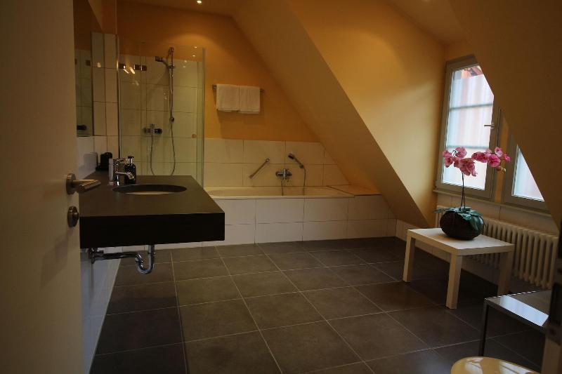Hotel Zur Alten Bra Cke - Oda