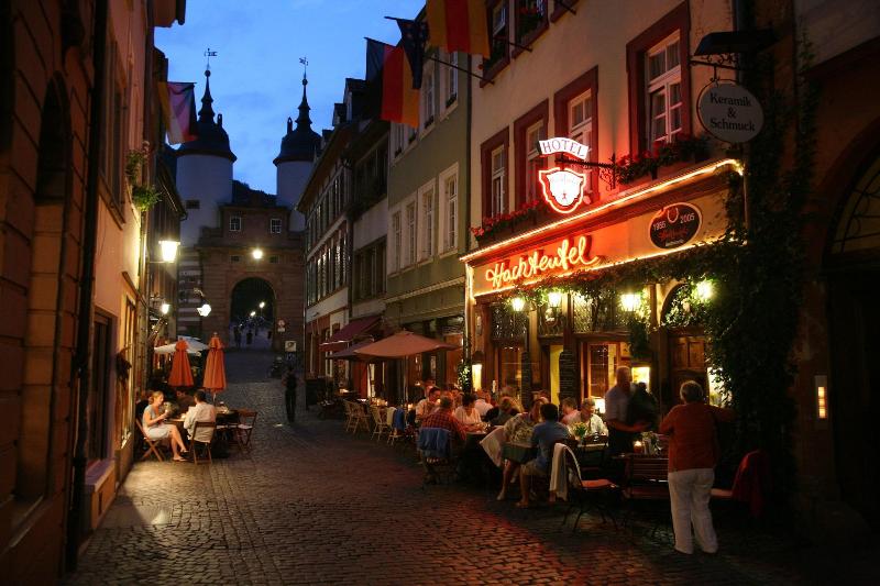 Hotel Restaurant Hackteufel - Genel
