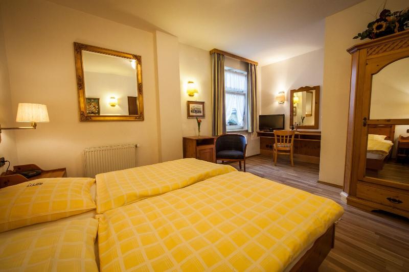 Hotel Restaurant Hackteufel - Oda