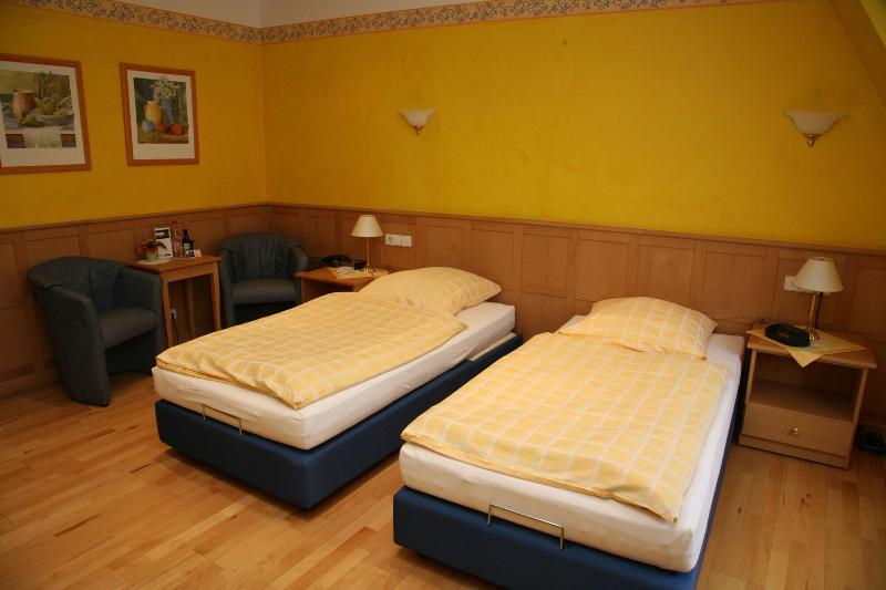 Hotel Restaurant Hackteufel - Oda