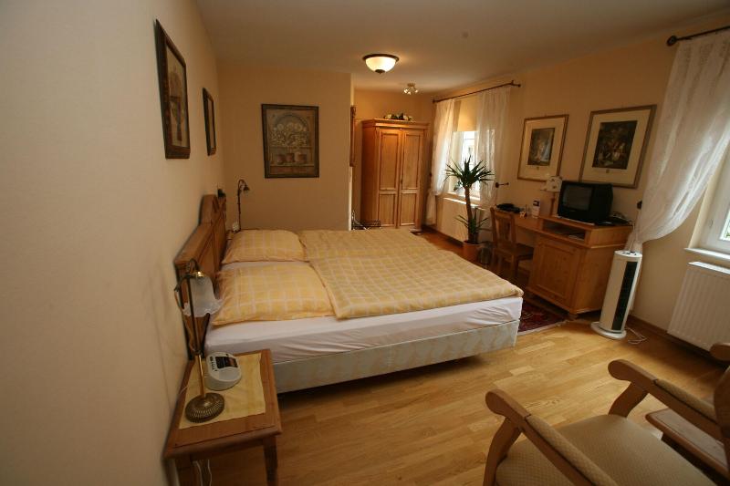 Hotel Restaurant Hackteufel - Oda