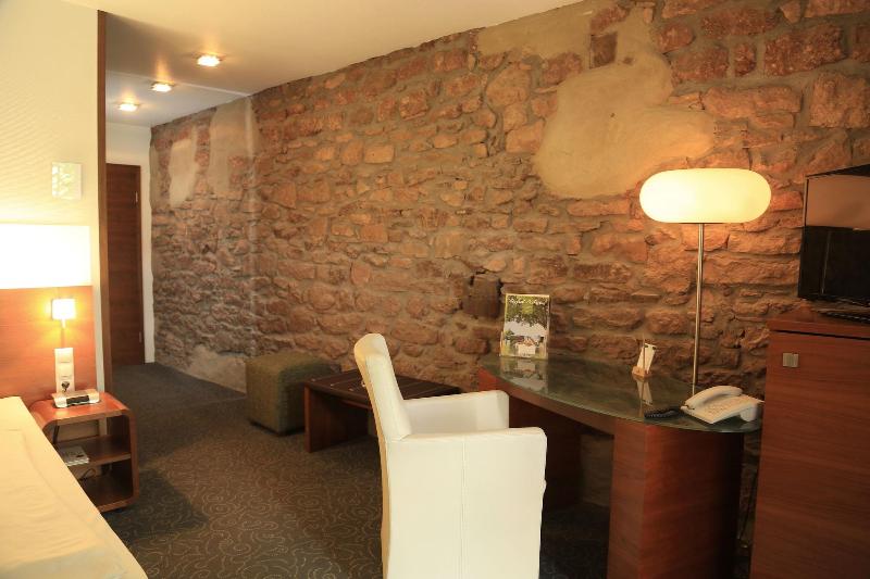 Landidyll Hotel Restaurant Klosterma Hle - Oda