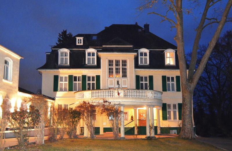 Villa Oranien Hotel Restaurant - Genel