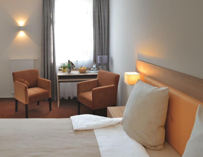 Villa Oranien Hotel Restaurant - Oda