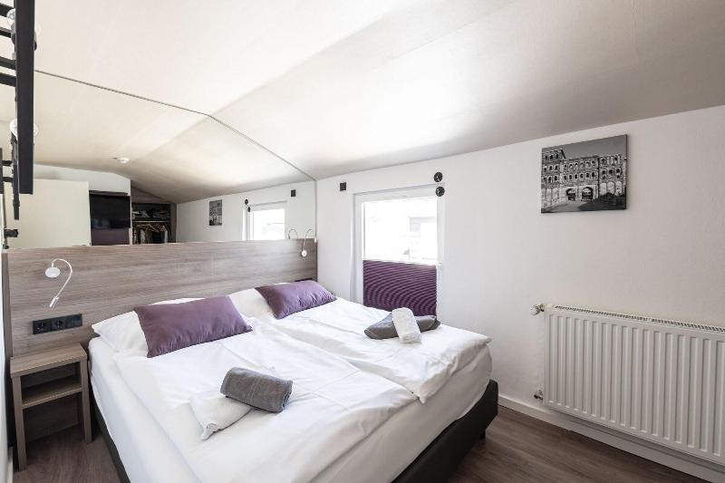 Hotel Porta Nigra - Oda