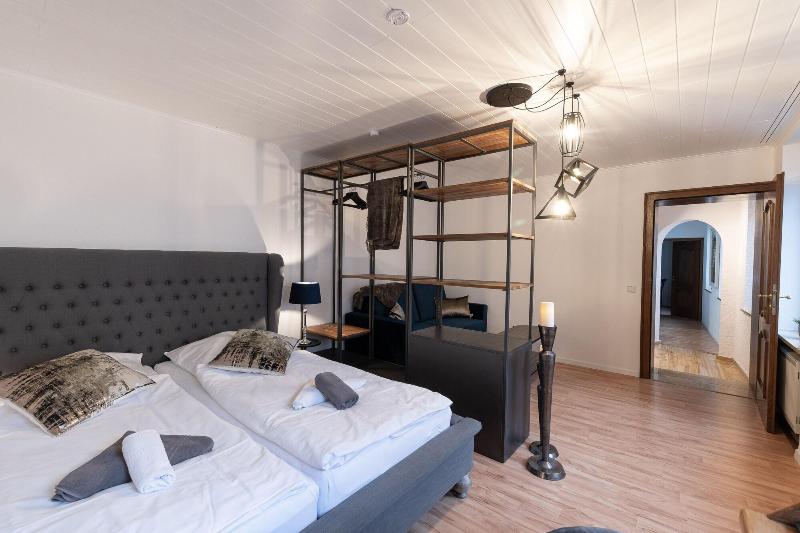 Hotel Porta Nigra - Oda