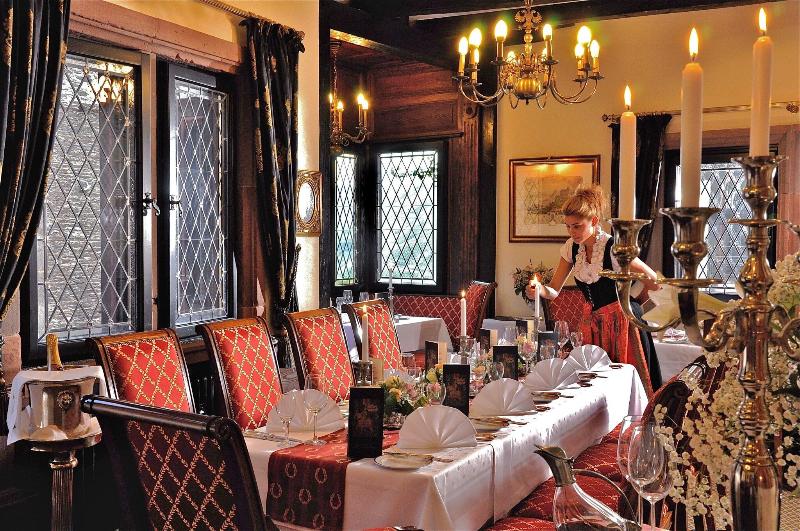 Burghotel Auf Scha Nburg - Restoran