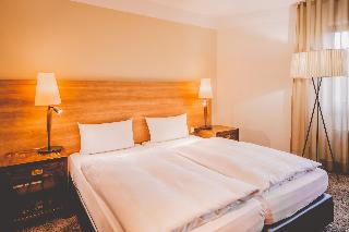 Klosterhotel Marienha H Langweiler fotoÄŸrafÄ±