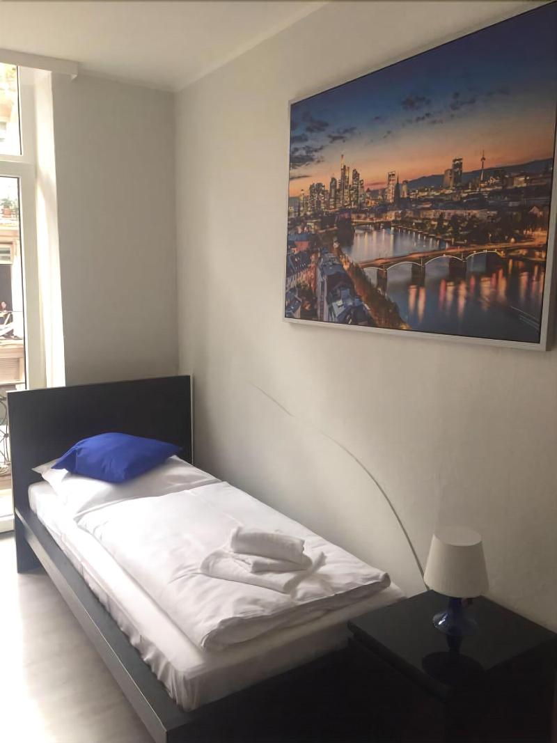 Main Hotel Frankfurt City - Oda