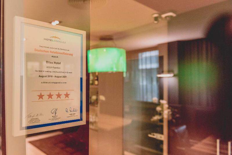 Hotel Bliss Frankfurt - Lobi