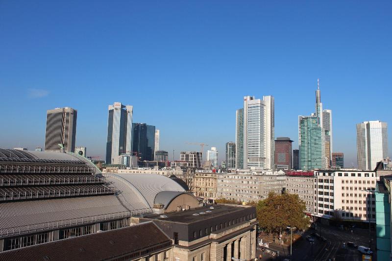Grand Hotel Empire Frankfurt - Genel