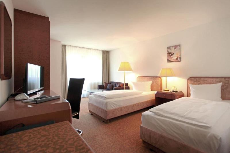 Hotel Flora Stuttgart Ma Hringen - Oda