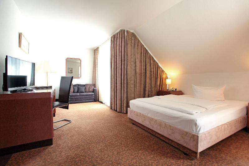 Hotel Flora Stuttgart Ma Hringen - Oda