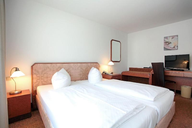 Hotel Flora Stuttgart Ma Hringen - Oda