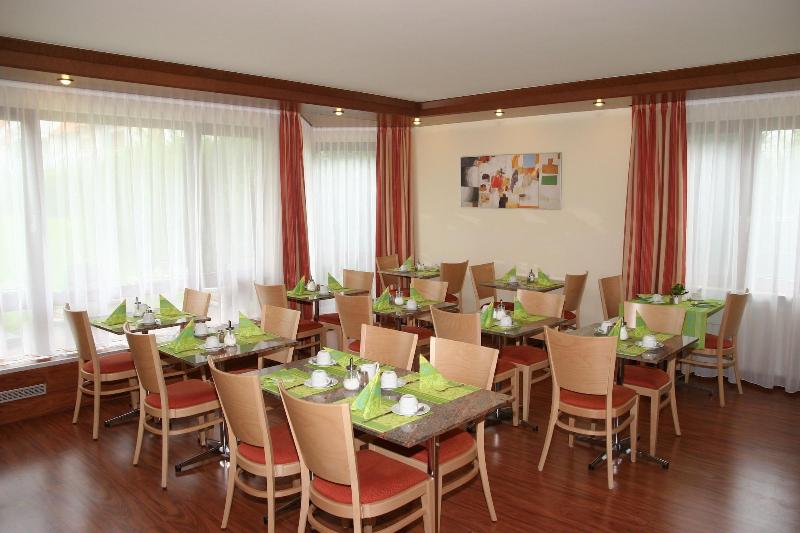 Hotel Flora Stuttgart Ma Hringen - Restoran