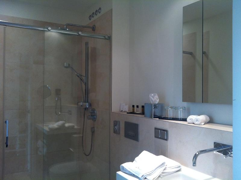 Hotel Eberhards Am Wasser - Oda