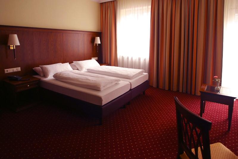 Hotel Ra Merhof - Oda