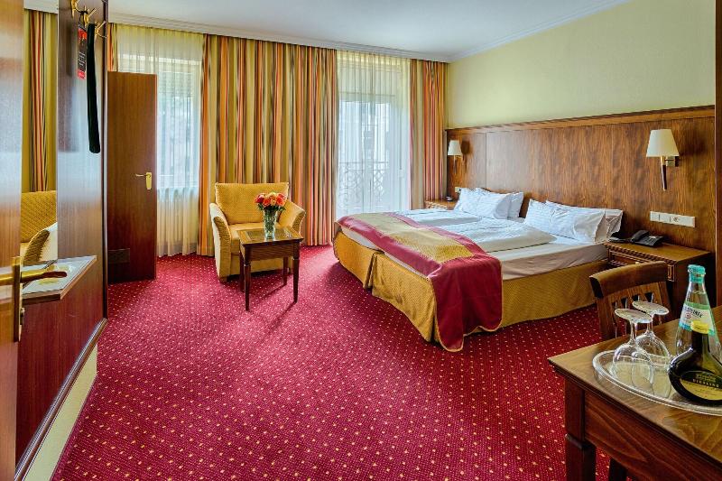 Hotel Ra Merhof - Oda