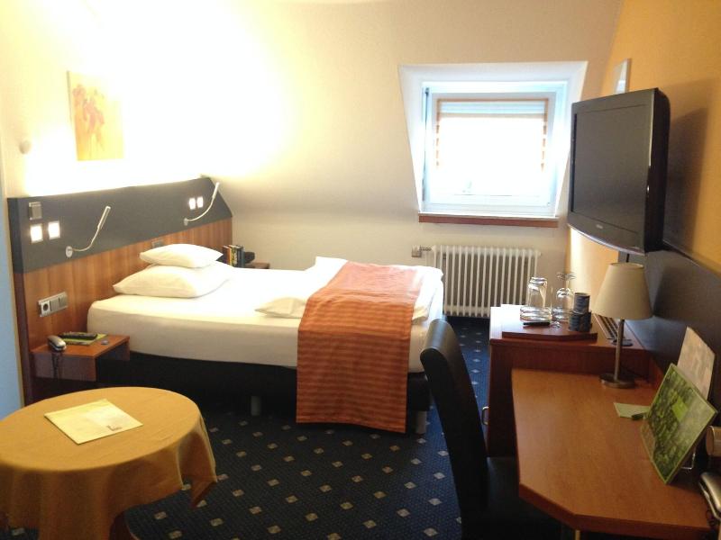 Park Hotel Post Freiburg - Oda