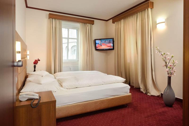 Hotel Meyerhof La Rrach - Oda