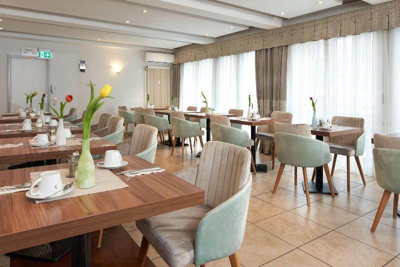 Hotel Meyerhof La Rrach - Restoran