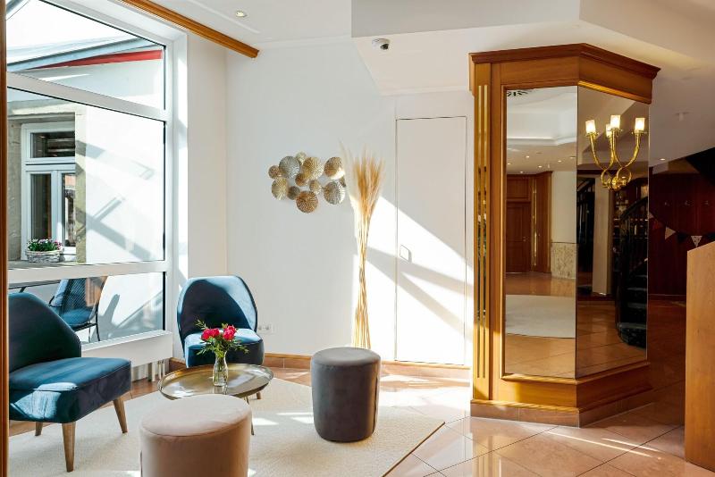 Hotel Wa Rttemberger Hof - Lobi