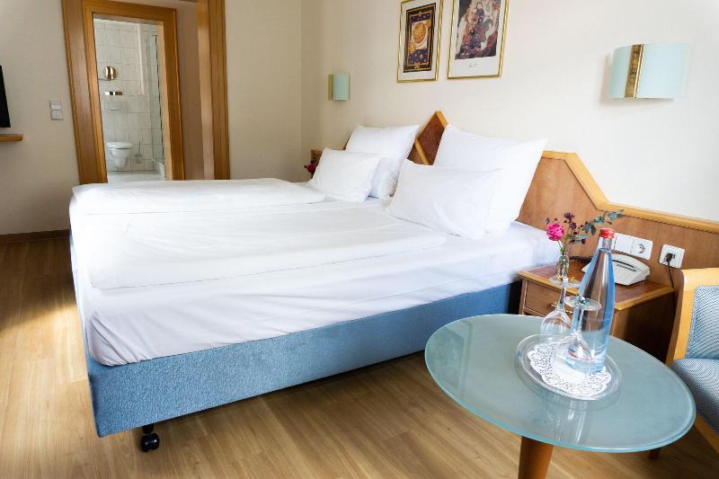 Hotel Wa Rttemberger Hof - Oda