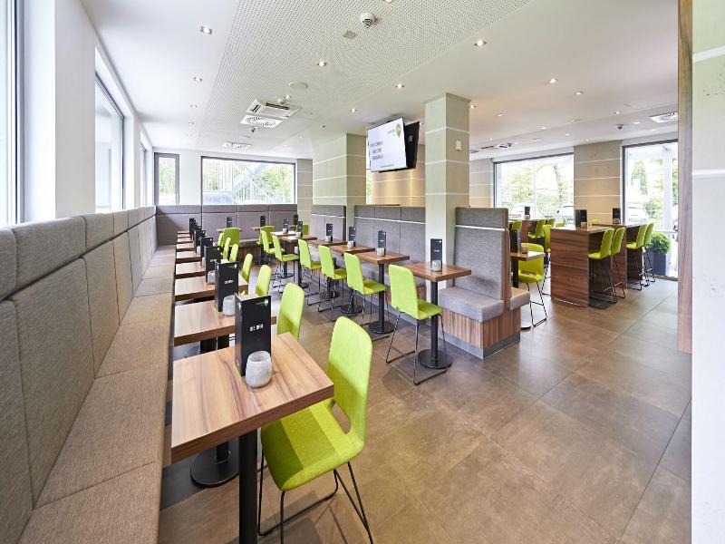 Numberone Hotel - Lobi