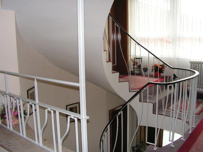 Hotel Garni Haus Alpine - Lobi