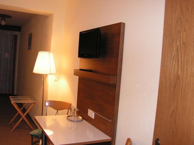 Hotel Garni Haus Alpine - Oda