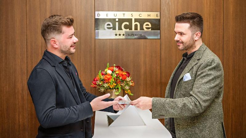 Hotel Deutsche Eiche - Lobi