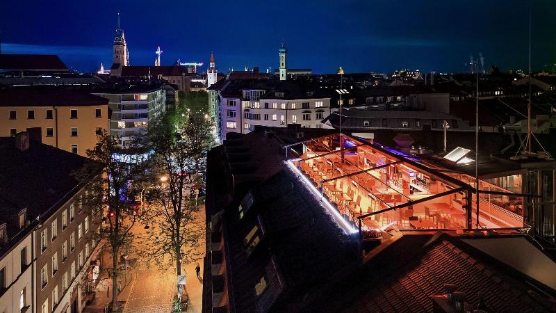 Hotel Deutsche Eiche - Teras