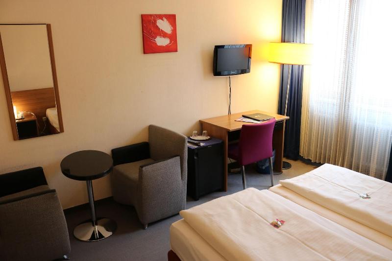 Hotel Fidelio - Oda