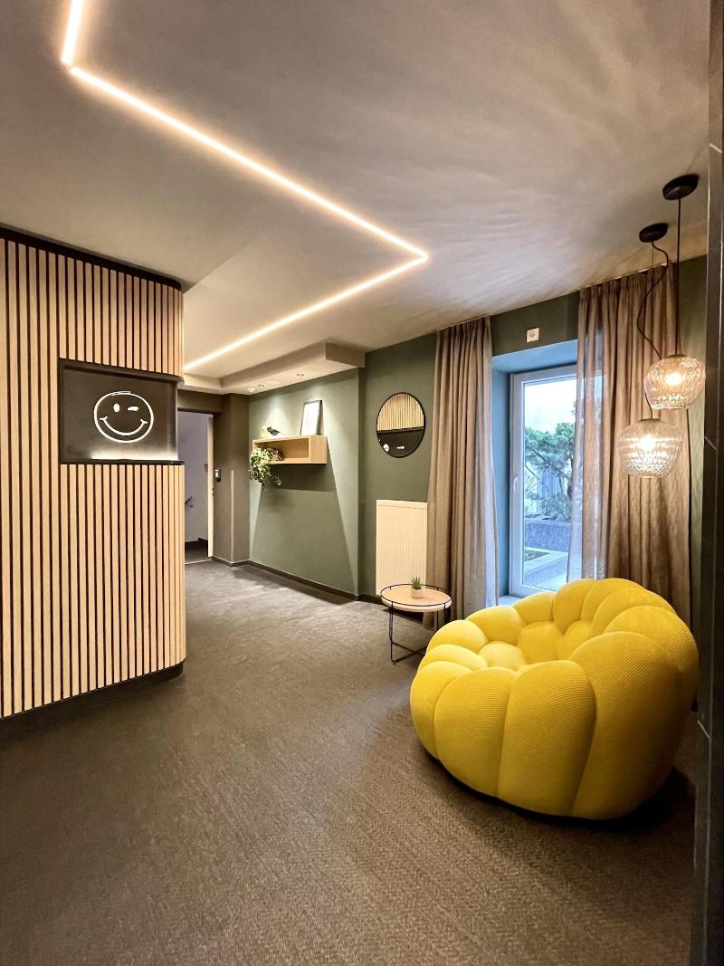 Zeitwohnhaus Suite Hotel Serviced Apartments - Lobi
