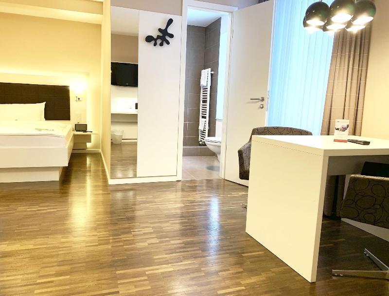 Zeitwohnhaus Suite Hotel Serviced Apartments - Oda